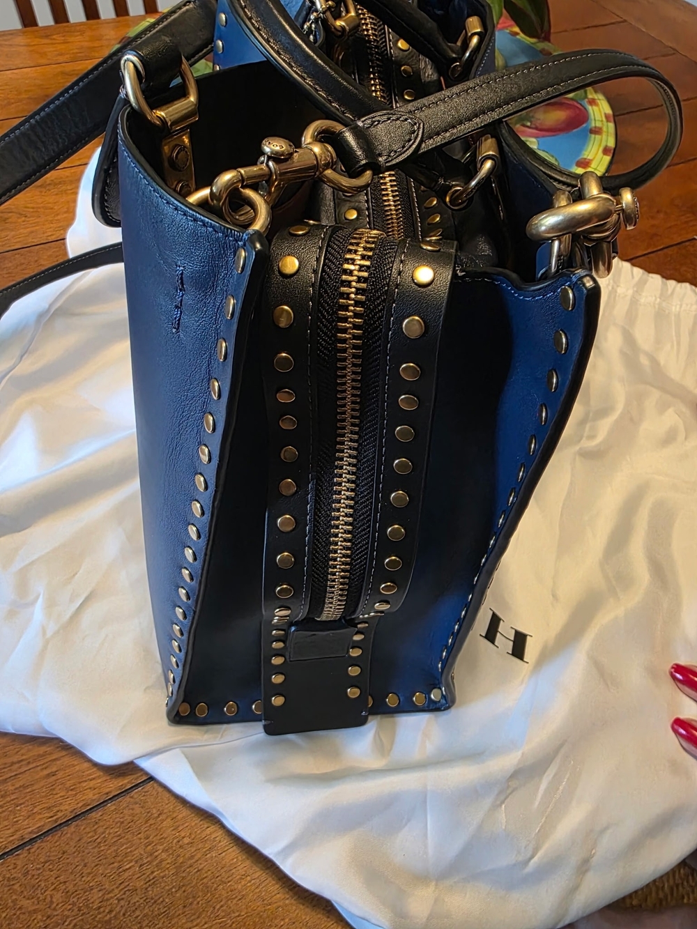 Rogue Bag In Colorblock With Rivets - Picture 2 of 16